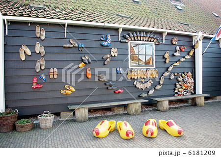 木靴屋の外壁 6181209