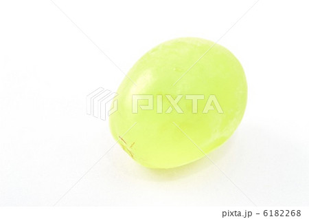 ブドウ 一粒 6182268