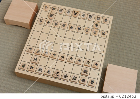 将棋盤と駒 6212452
