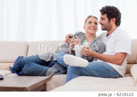 Young couple having a cup of coffee 6219122