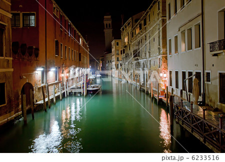 Venice channel at night 6233516