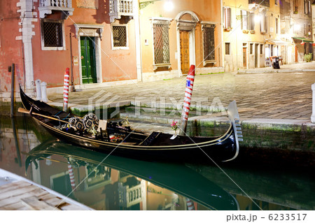 Venetian gondola at night Venetian gondola at night 6233517