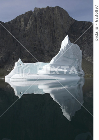 Iceberg 6236897