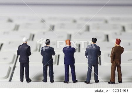 ビジネスマンの会議 6251463