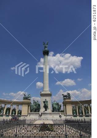 ブダペストの英雄広場 ブダペストの英雄広場 6251873