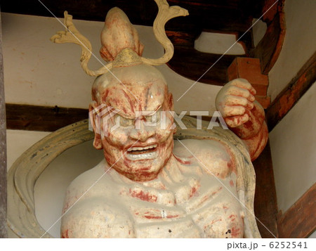 法隆寺　中門　阿形像 6252541