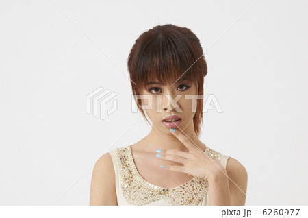 シンガポール人の若い女性 6260977