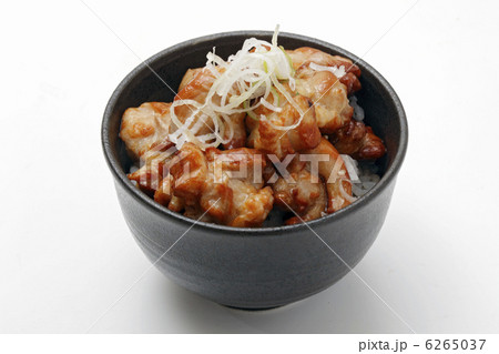 焼き鳥丼 6265037