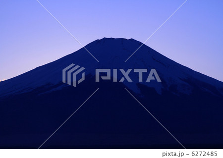 山中湖からの夕方富士山 6272485