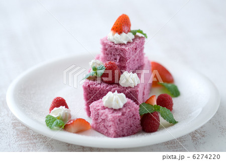 ラズベリーのスポンジケーキ 6274220