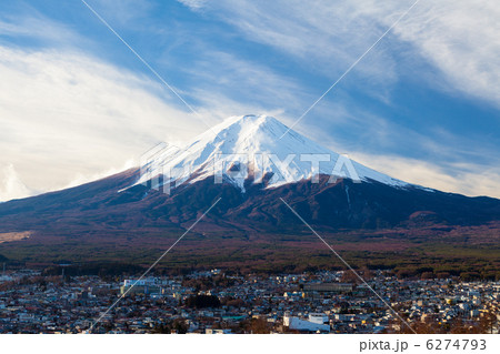 富士吉田市からの富士山 6274793