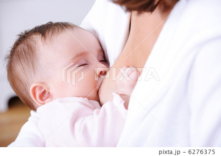 Breastfeding for baby 6276375