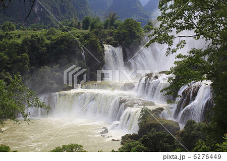 徳天瀑布 6276449