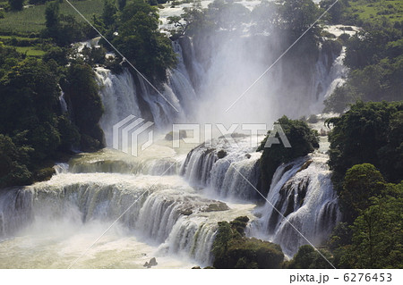徳天瀑布 6276453