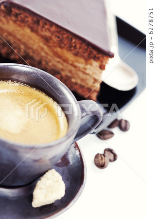 coffee and chocolate cake 6278751