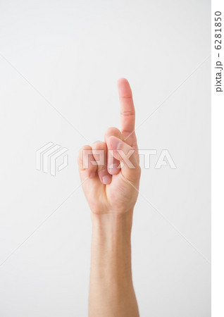 男性の手 6281850