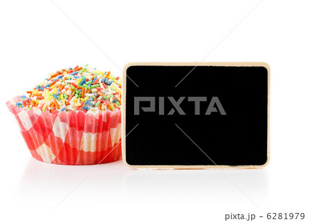 Mufffin with empty blackboard 6281979