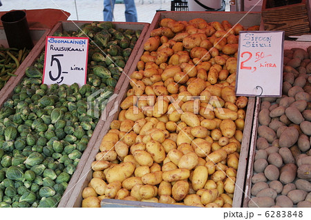 ヘルシンキのマーケット 6283848