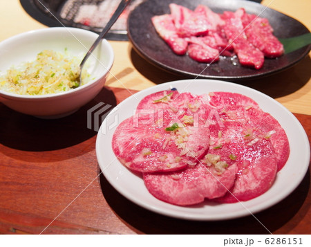 焼肉 焼肉 6286151