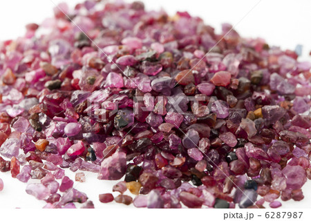 ルビーの原石 6287987