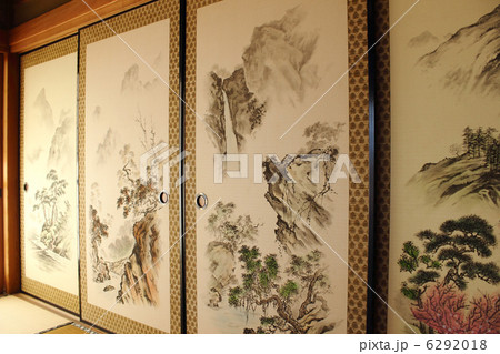 和室のふすま 6292018