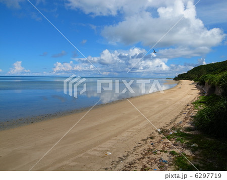 沖縄の浜辺 干潮 沖縄の浜辺 干潮 6297719