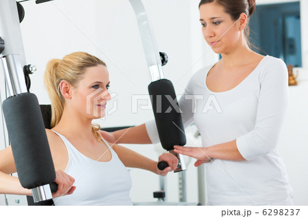 Patient at the physiotherapy doing physical therapy 6298237