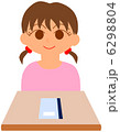小学生の女の子 6298804