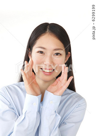 応援する女性 応援する女性 6299199