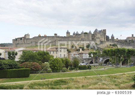 カルカッソンヌのシテ（城塞都市） 6300539