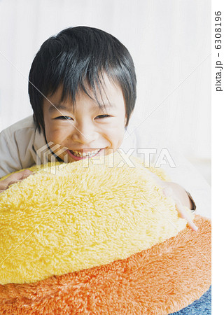 シニア夫婦と孫 シニア夫婦と孫 6308196