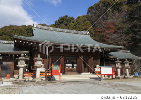 京都霊山護国神社の本殿 6312225
