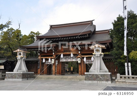 湊川神社 6316950