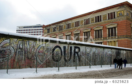 ベルリンの壁 6325623