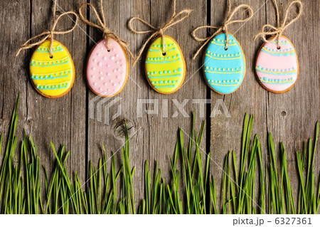 Easter homemade gingerbread cookie 6327361