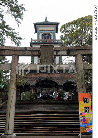 神門と鳥居（尾山神社） 6327807