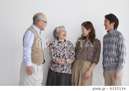 笑顔の家族 笑顔の家族 6335134