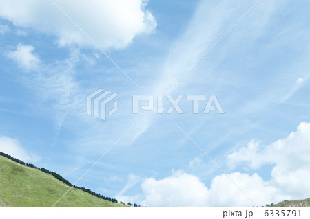 青空と山 6335791