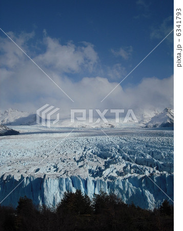ペリトモレノ氷河 6341793