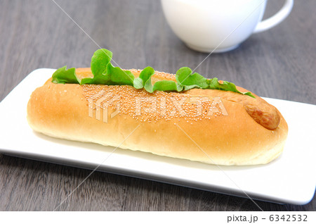 おいしいホットドック 6342532