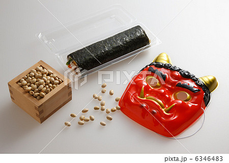 鬼の面と豆と巻き寿司 6346483