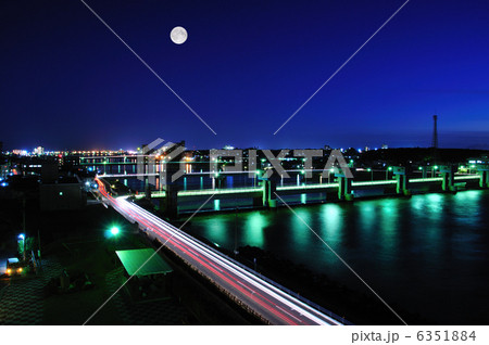 関屋分水夜景　 6351884