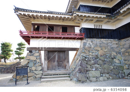 国宝　松本城　月見櫓 6354098