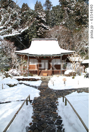 寂光院の雪景色 寂光院の雪景色 6354840