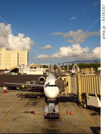 ホノルル空港 6356287