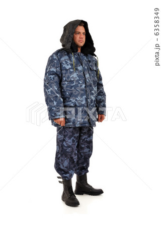 man in camouflage 6358349