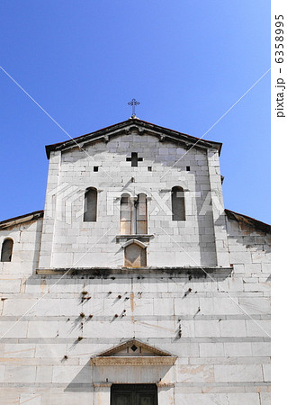 ルッカ　聖アレッサンドロ教会 6358995