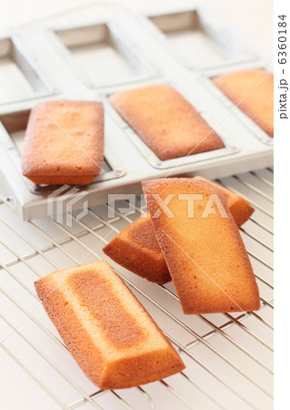 お菓子作り　フィナンシェ 6360184