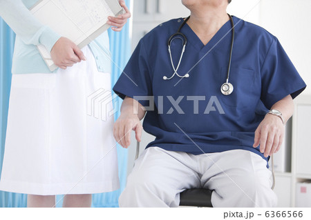 医師と看護師 6366566