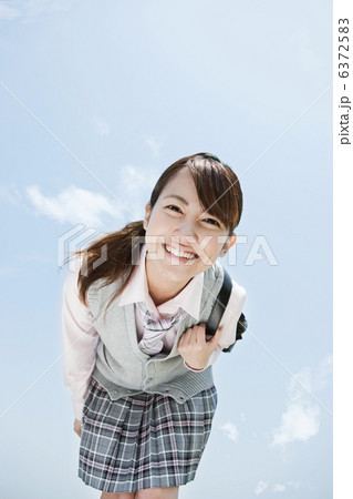 笑顔の女子校生 笑顔の女子校生 6372583